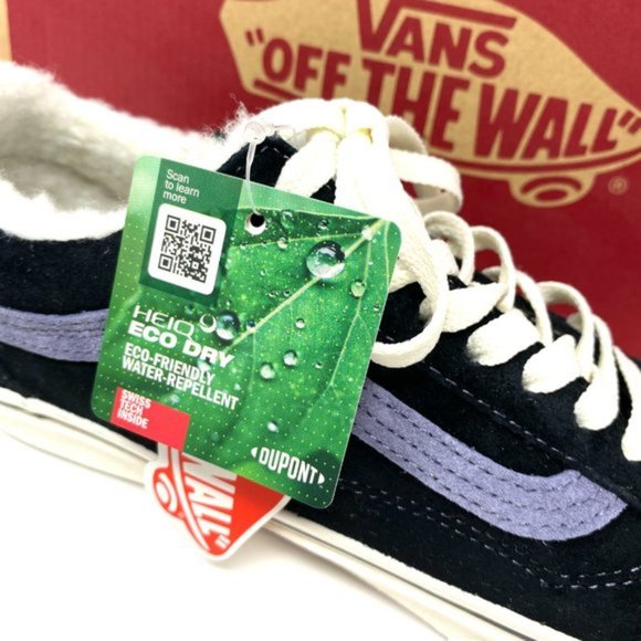 💖MEGA SALE💖VANS Old Skool MTE Black Suede Faux Fur Women's Size VN0A348FI2J - Picture 2 of 12
